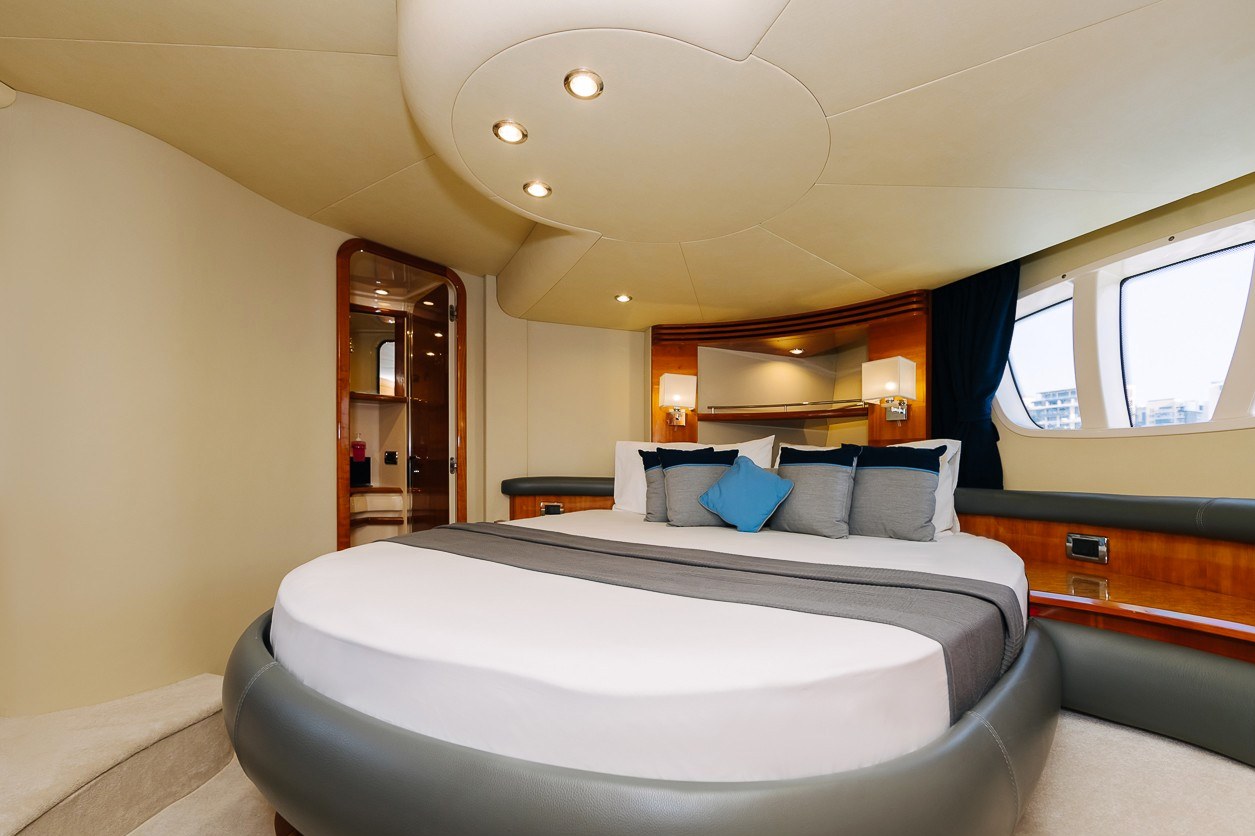 Azimut 8ofUs, gallery image 9