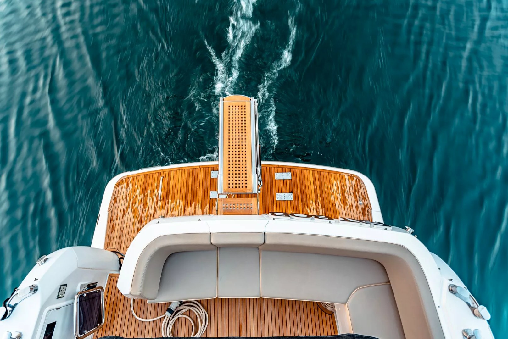 Azimut Magellano 43 ft, gallery image 8