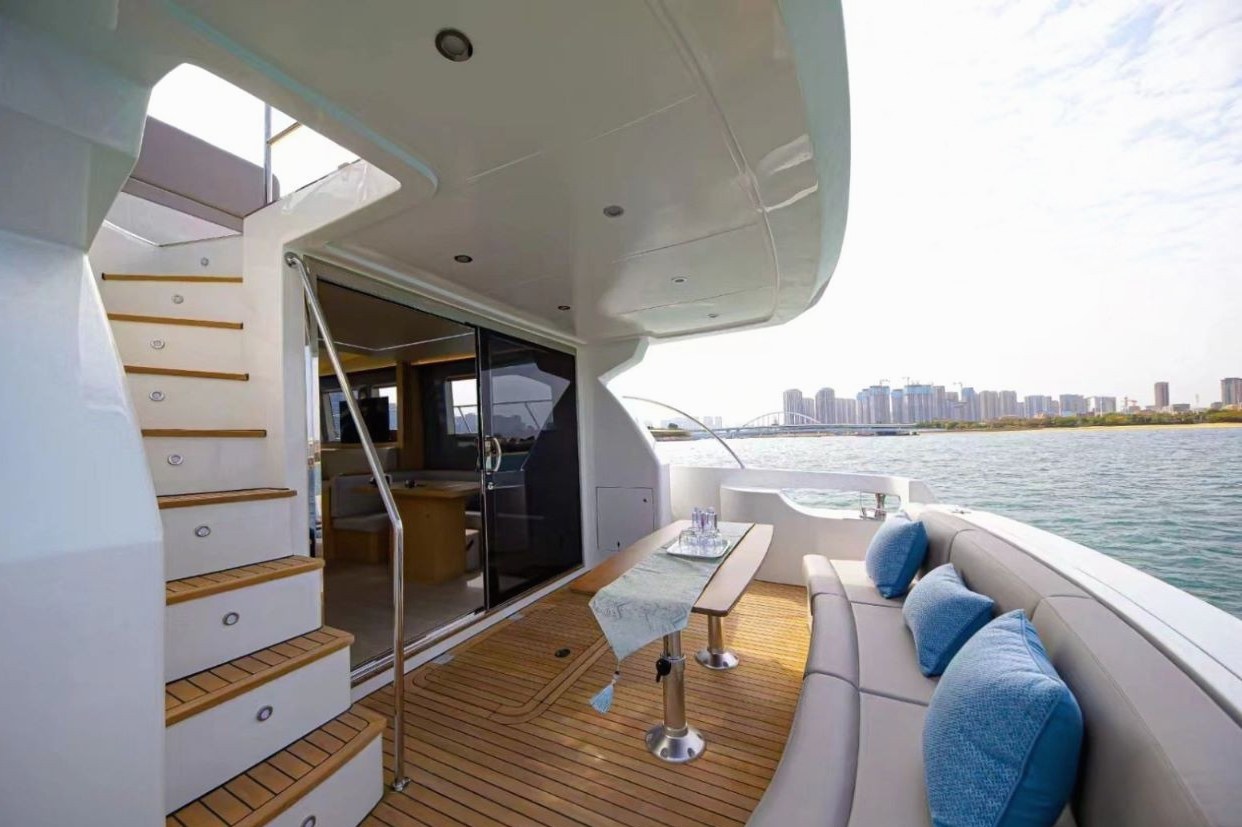 Sky Walker Oxo, gallery image 5