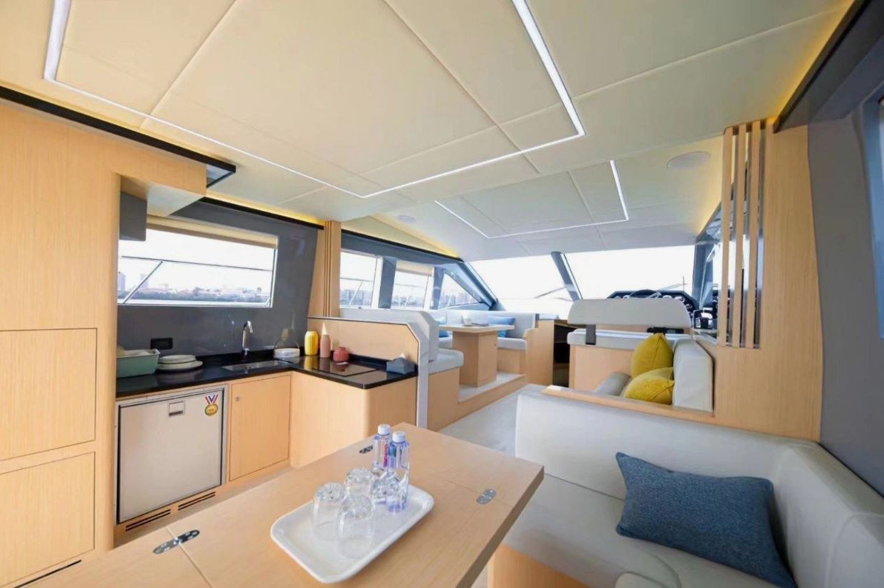 Sky Walker Neo, gallery image 2