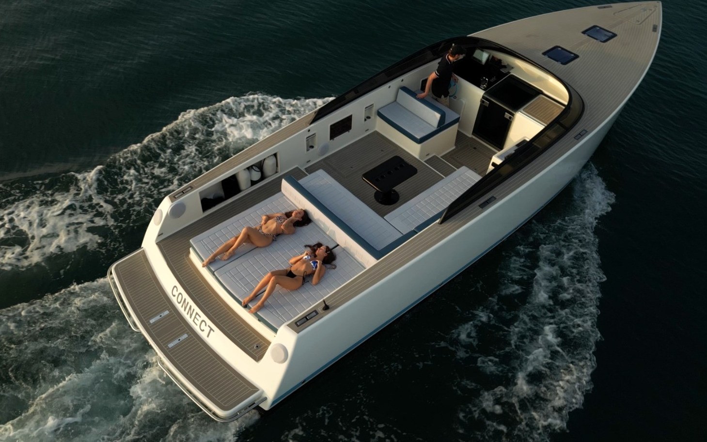 Van Dutch Connect, private yacht