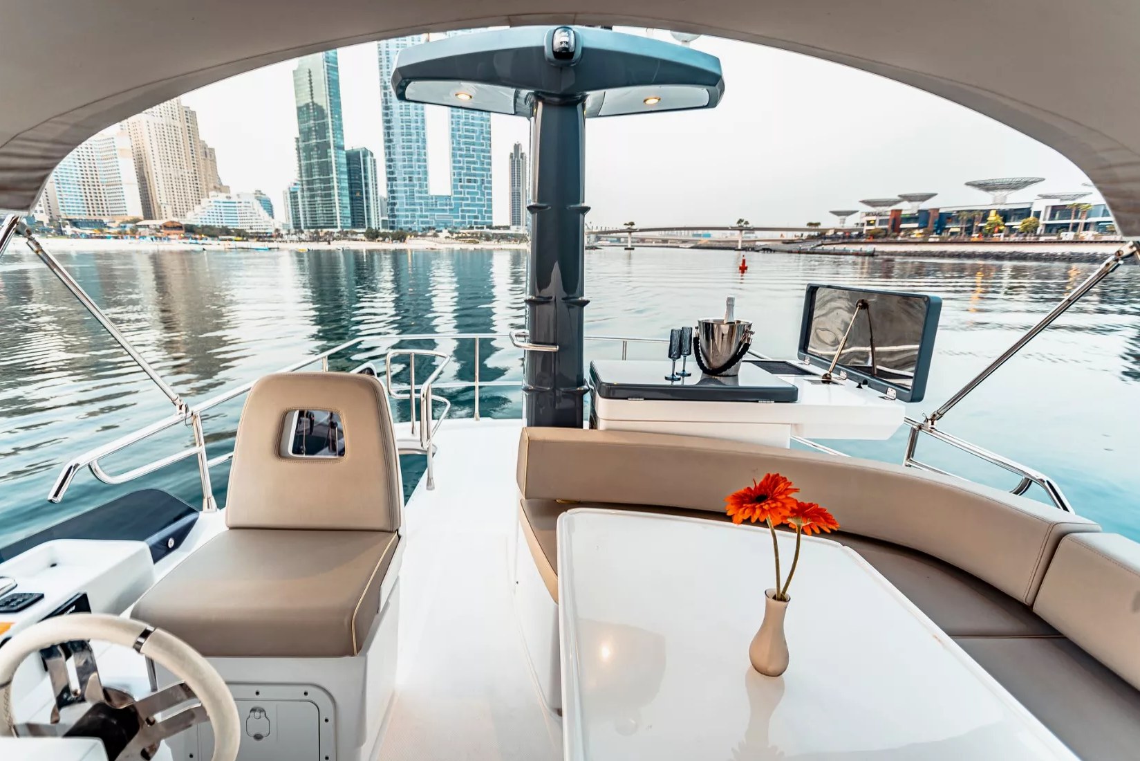 Azimut Magellano 43 ft, gallery image 14